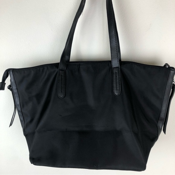 Botkier New York - Black Zip Tote - Picture 5 of 10